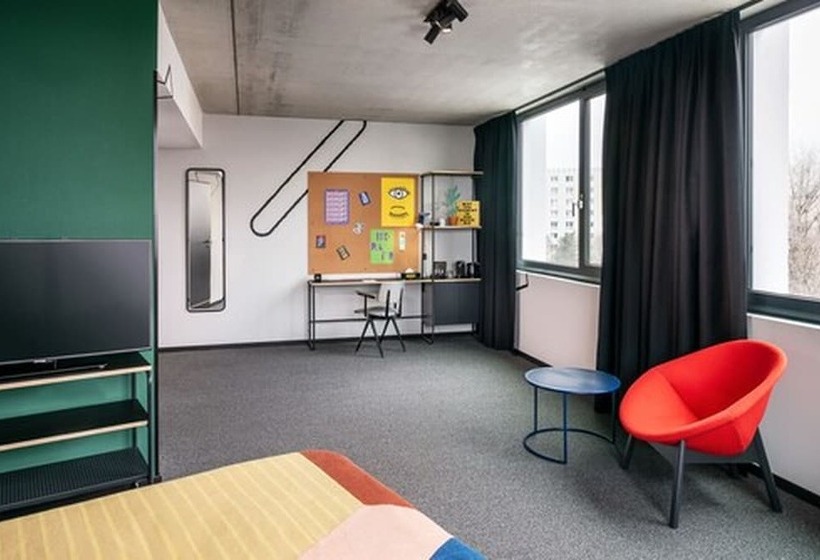 اتاق لوکس, The Social Hub Berlin Alexanderplatz