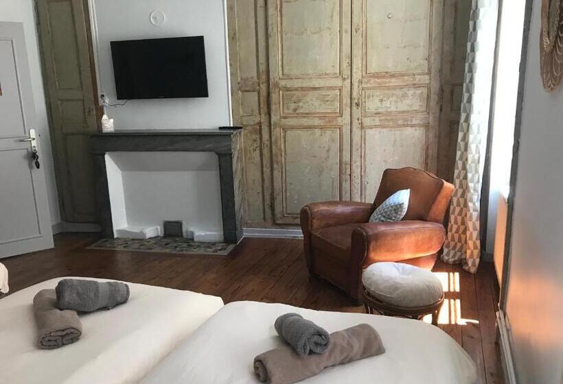 اتاق راحتی سه تخته, Gîte Le Pied Du Géant   Local Sécurisé Pour Les Vélos