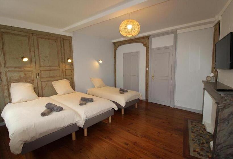 اتاق راحتی سه تخته, Gîte Le Pied Du Géant   Local Sécurisé Pour Les Vélos