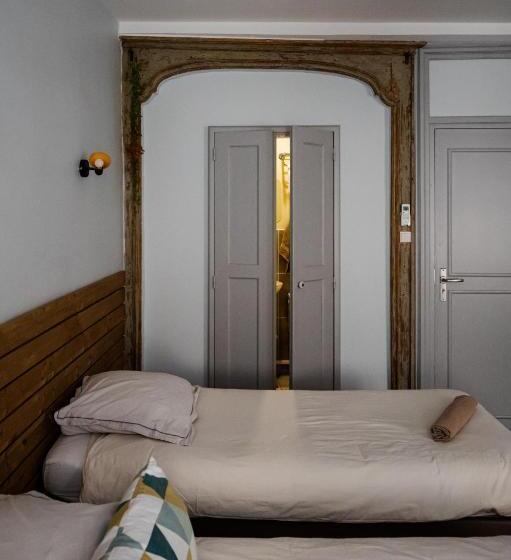 اتاق راحتی سه تخته, Gîte Le Pied Du Géant   Local Sécurisé Pour Les Vélos
