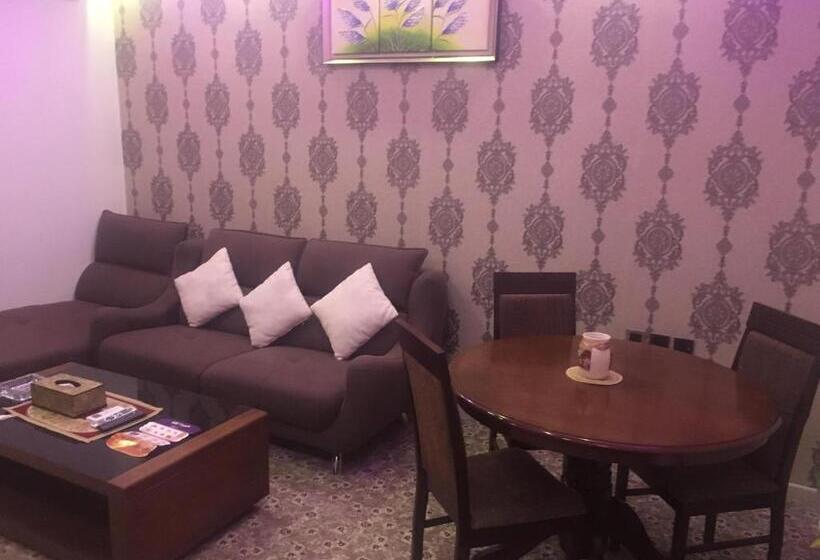 آپارتمان دوبلکس 1 خوابه, Nourth House Apart