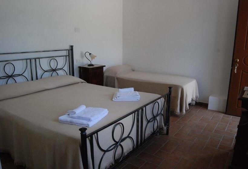 اتاق خانوادگی, Agriturismo Il Sagrato Di Assisi  Appartamenti,camere