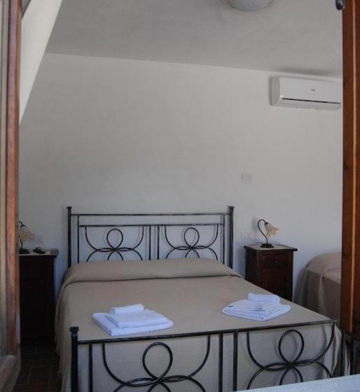 اتاق خانوادگی, Agriturismo Il Sagrato Di Assisi  Appartamenti,camere