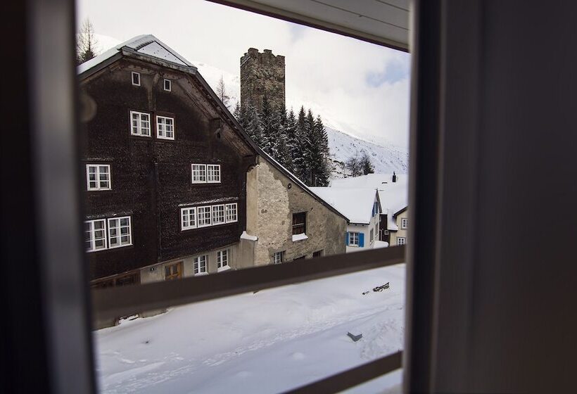 Четырехместный Номер Стандарт, Sust Lodge Am Gotthard