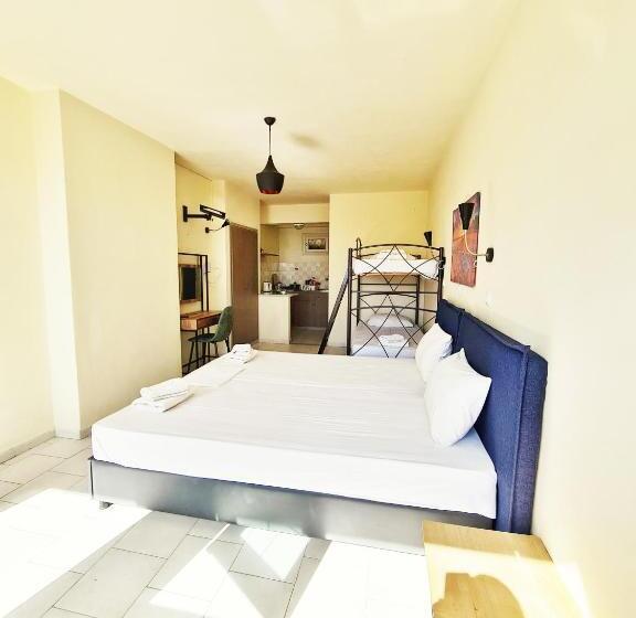 スタンダード４人部屋, Avra Sea View Paradise Pool Apartments