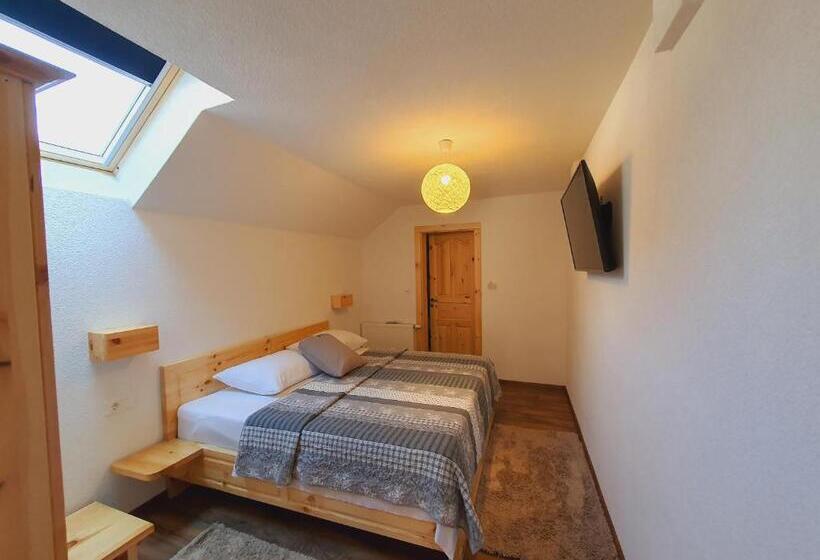 اتاق استاندارد چهار تخته, Guesthouse Green Valley