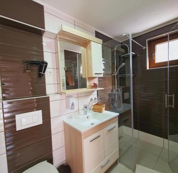اتاق استاندارد, Guesthouse Green Valley