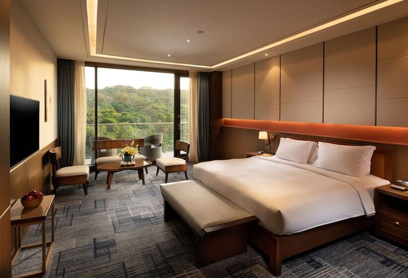 침실 2개 스위트, Hilton Clark Sun Valley Resort