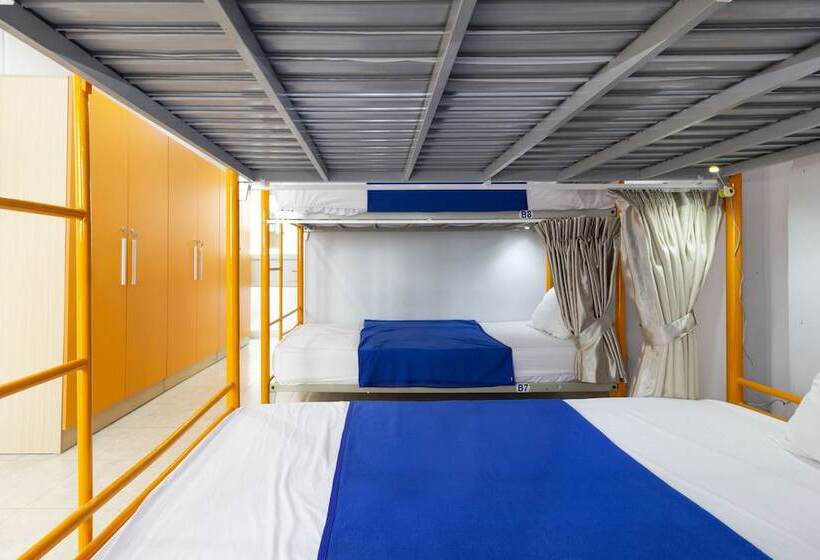 تختخواب در اتاق مشترک, Saigon Gao Hostel
