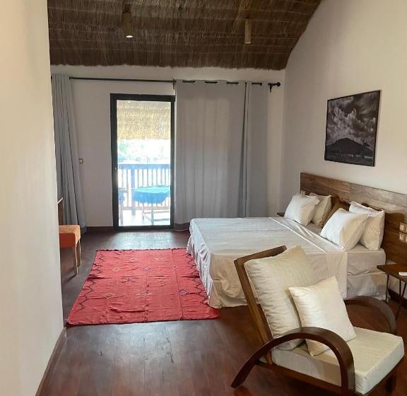 اتاق استاندارد با چشم‌انداز دریا, Marcelo Beach Club