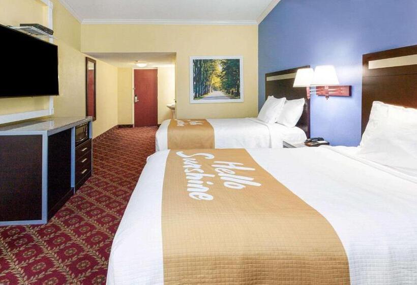 Номер бизнес-класса, Days Inn By Wyndham Nanuet / Spring Valley