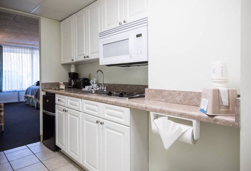جناح, Days Inn & Suites By Wyndham Jekyll Island