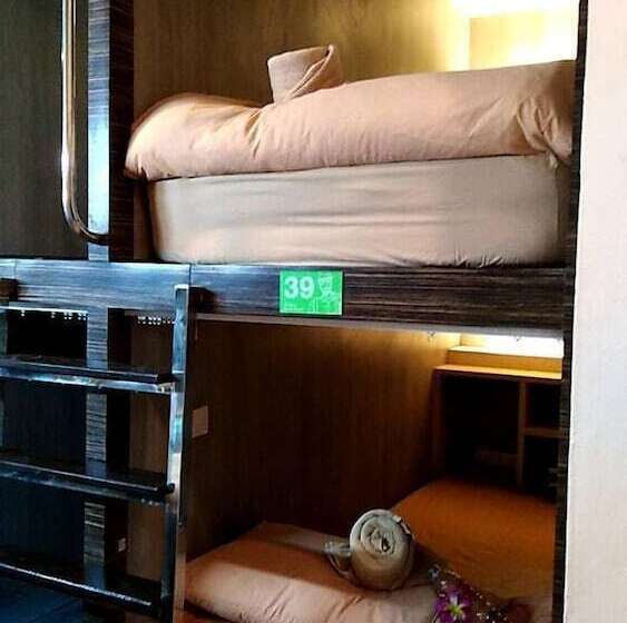 共用房间的床, Walking Street Hostel