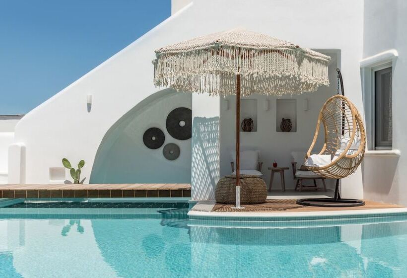سوییت با چشم‌انداز دریا, Virtu Suites