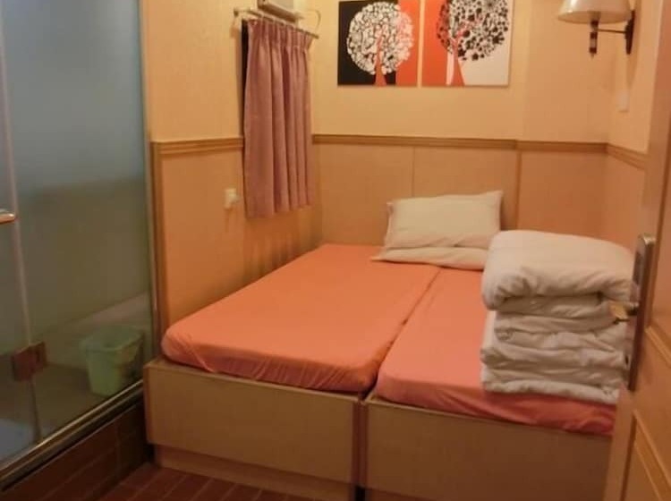 اتاق استاندارد, Hop Inn On Nathan Road