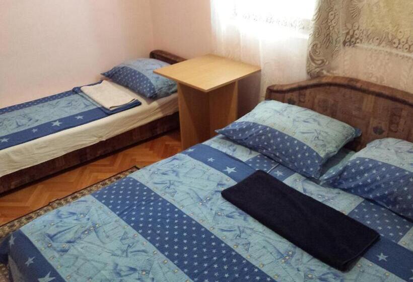 اتاق استاندارد سه نفره, Apartments & Hostel Zdrava Hrana