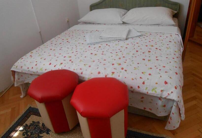 استودیوی استاندارد, Apartments & Hostel Zdrava Hrana