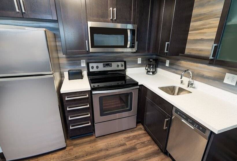 스탠다드 스튜디오, Residence Inn Upper Marlboro Joint Base Andrews