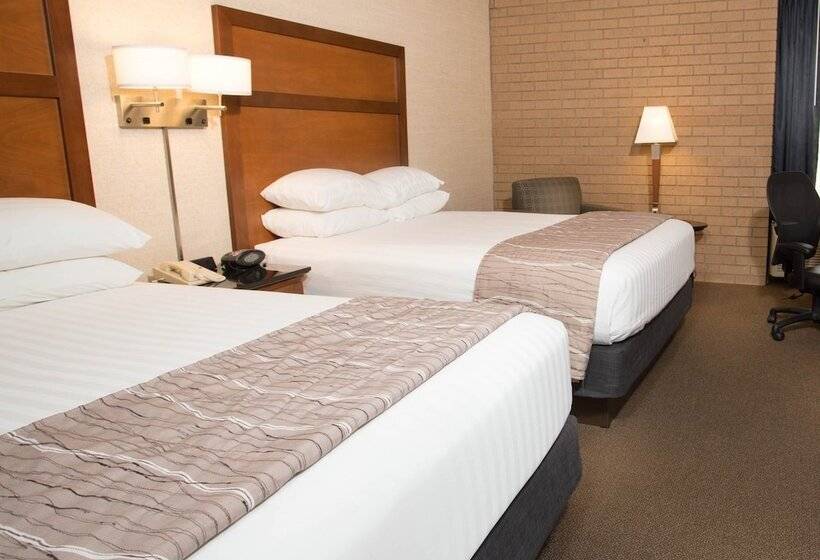 디럭스 룸, Drury Inn & Suites Champaign
