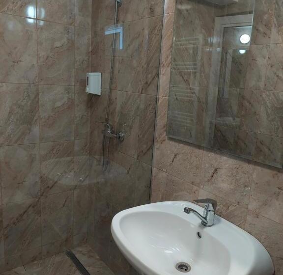 اتاق استاندارد با بالکن, Breaza