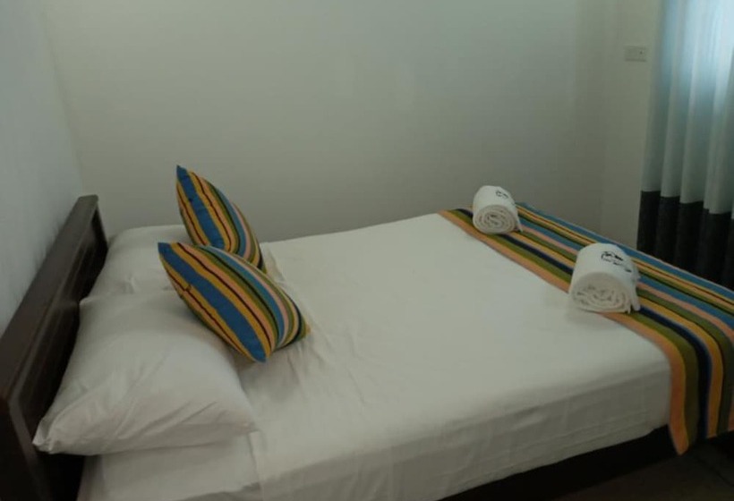 اتاق لوکس, Villa Ananthaya