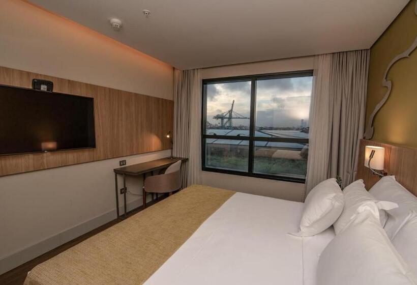 Apartamento Superior 1 Dormitório, Mercure Itajai Navegantes