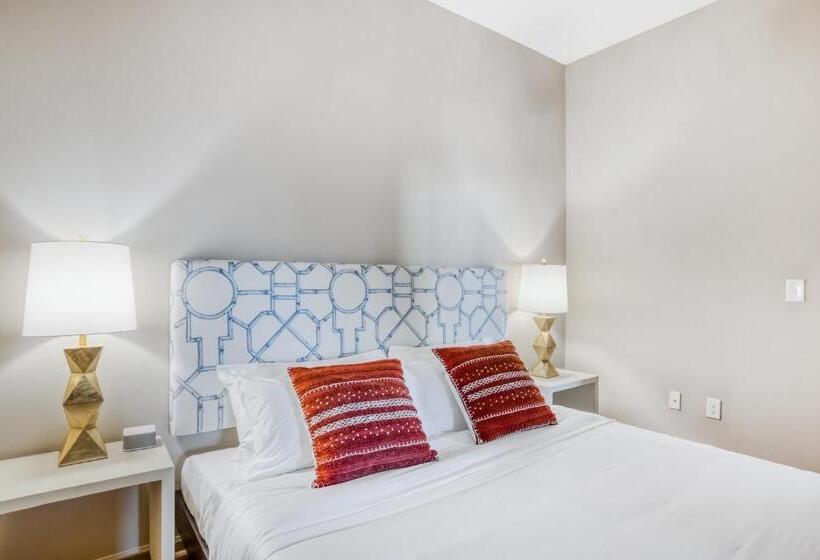 Apartamento 2 Dormitórios, Mint House Greenville   Downtown
