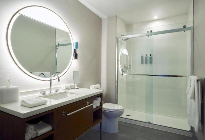 Стандартный Номер Кровать Кинг, Courtyard By Marriott Santa Barbara Downtown