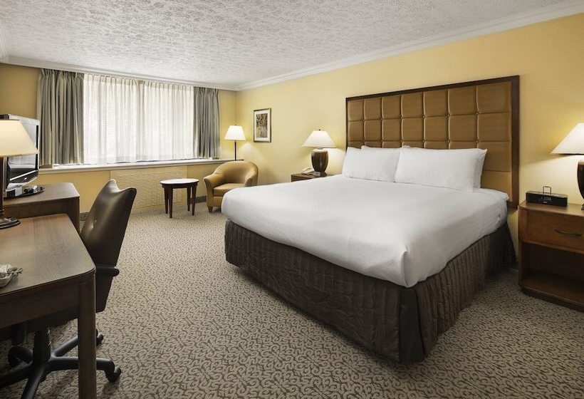 장애인용 주니어 스위트, Crowne Plaza Louisville Airport Expo Ctr, An Ihg