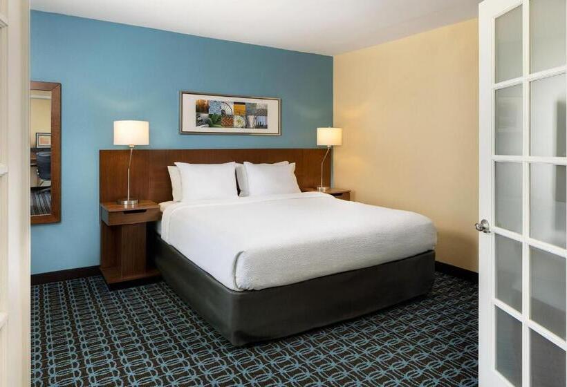سوییت اجرایی, Fairfield Inn & Suites Raleigh Durham Airport Research Triangle Park
