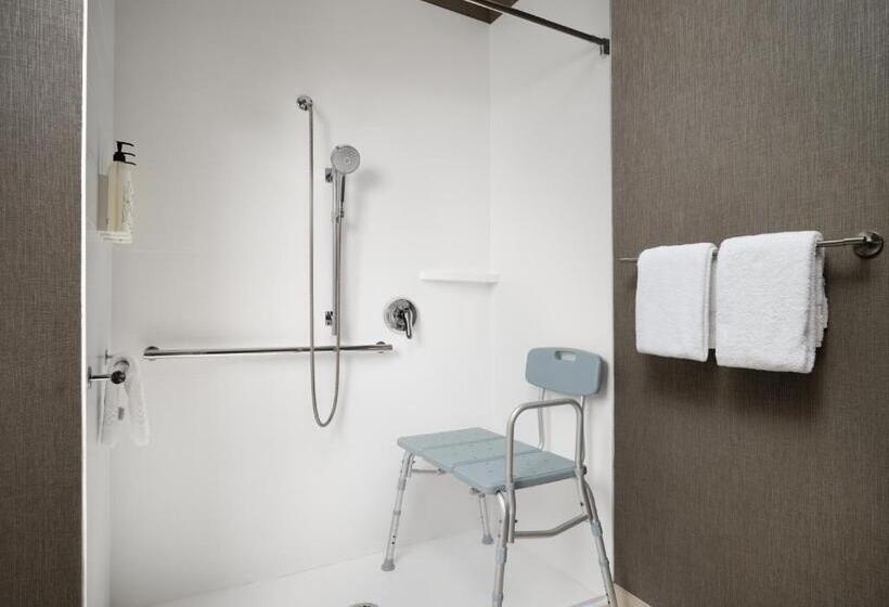 سوئیت برای معلولان, Springhill Suites Kansas City Overland Park