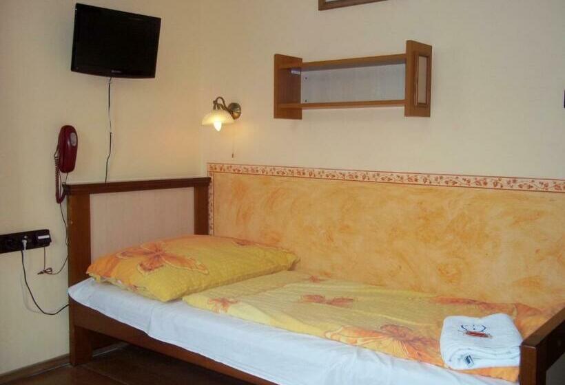 اتاق استاندارد, Marianum Jl,s.r.o