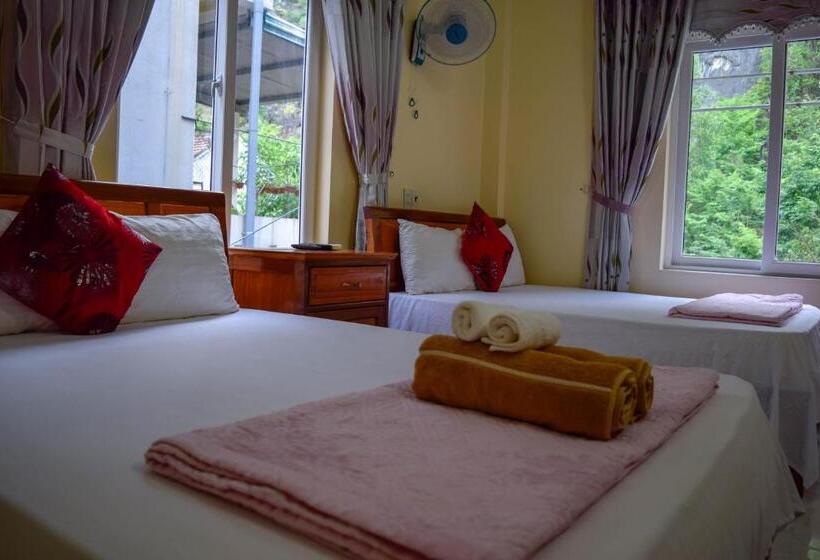 Deluxe Room Mountain View, Phong Nha Orient Homestay