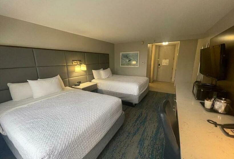 Номер Стандарт, Ramada By Wyndham Cleveland Independence