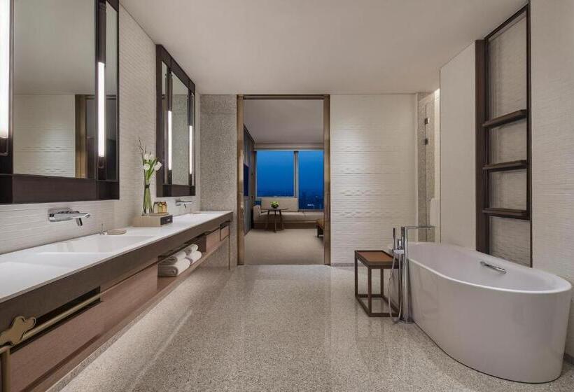Люкс Executive Кровать Кинг, Grand Hyatt Hefei