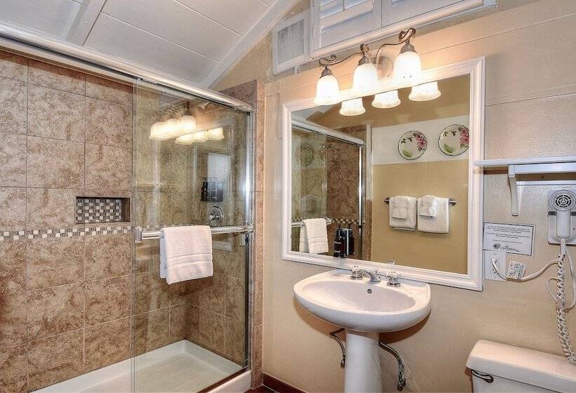 Номер Deluxe, Carmel Green Lantern Inn