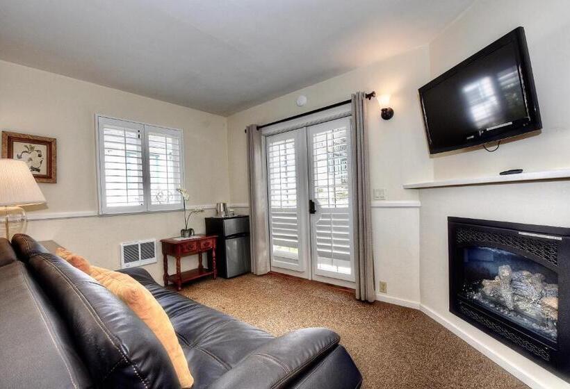 Family Suite, Carmel Green Lantern Inn
