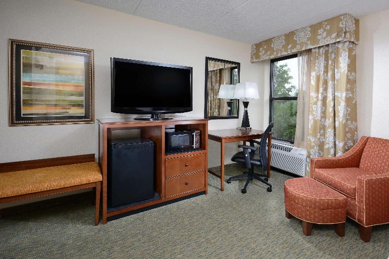 اتاق استاندارد با تخت بزرگ, Hampton Inn Raleigh Durham Airport