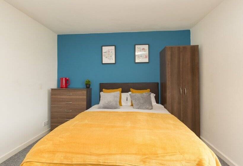 اتاق استاندارد با سرویس بهداشتی مشترک, Townhouse @ 97 Edleston Road Crewe