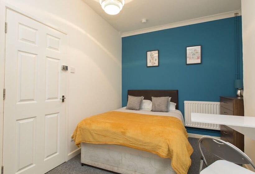اتاق استاندارد با سرویس بهداشتی مشترک, Townhouse @ 97 Edleston Road Crewe