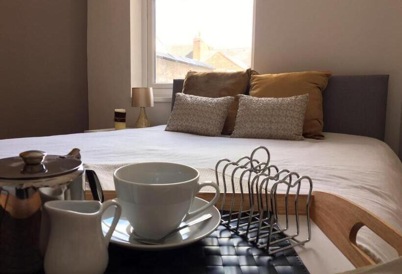 خانه 1 خوابه, Townhouse @ 97 Edleston Road Crewe