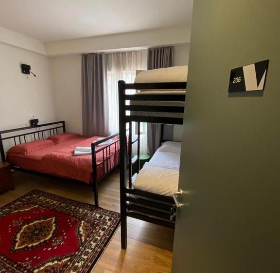 家庭间, Vanilla Sky Boutique Hostel