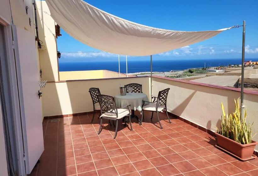 Номер Deluxe Вид на Море с Балконом, Casa Mariposa Guesthouse  Adults Only