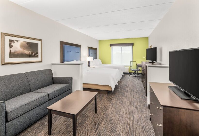 سوییت, Holiday Inn Express & Suites Wilmington Newark, An Ihg