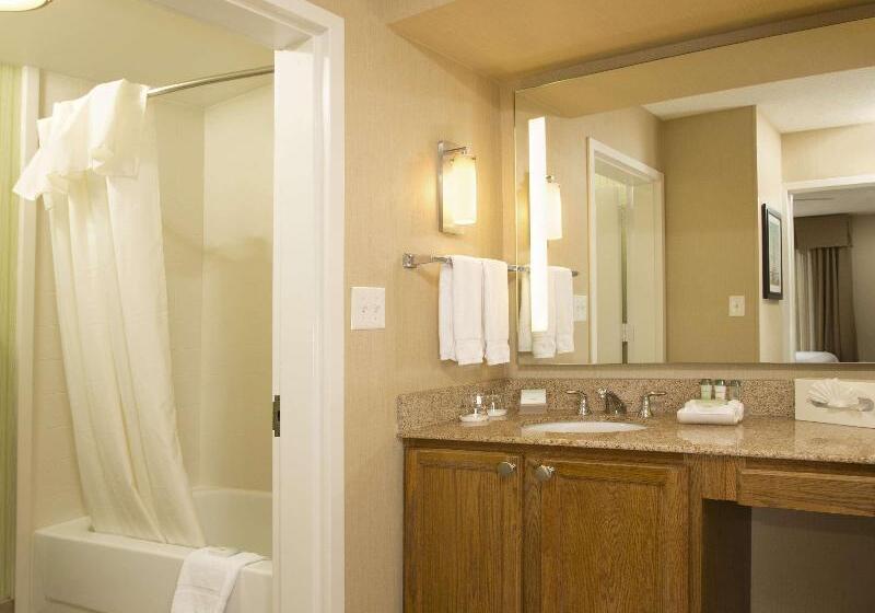 스위트 킹사이즈 침대, Homewood Suites By Hilton Alexandria / Pentagon South