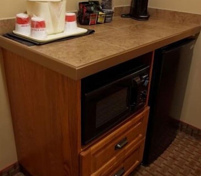 اتاق لوکس, Ramada By Wyndham Des Moines Tropics Resort & Conference Ctr