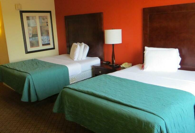 Номер Стандарт, Ramada By Wyndham Lansing Hotel & Conference Center