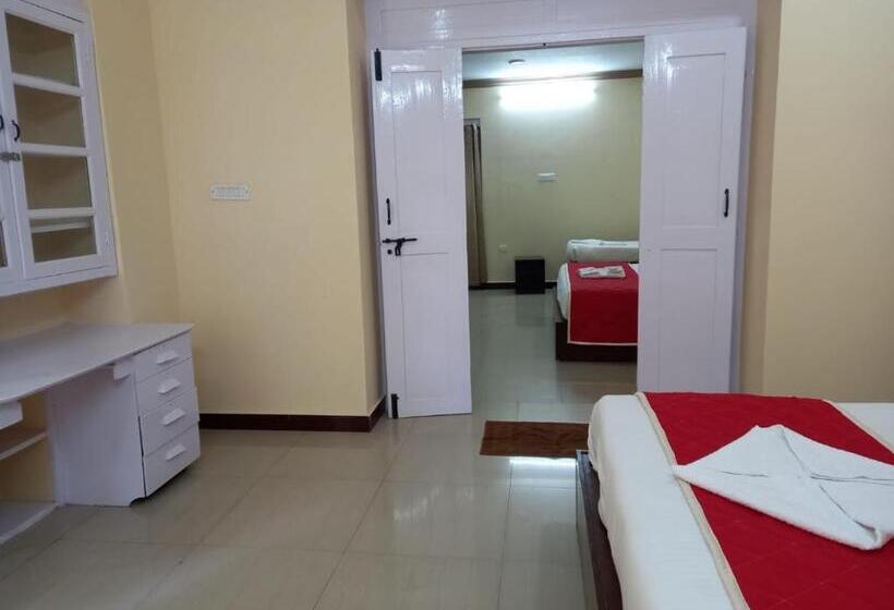 اتاق پریمیوم چهارنفره, Bruton Resorts