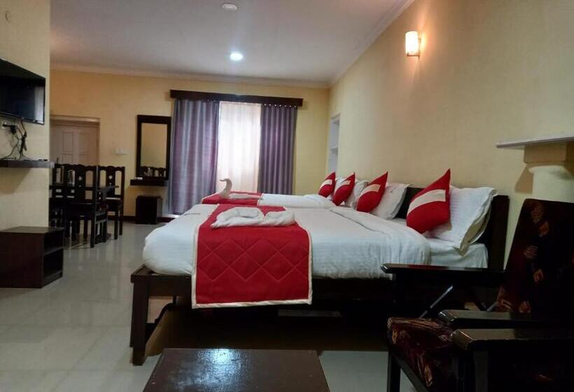 اتاق پریمیوم چهارنفره, Bruton Resorts