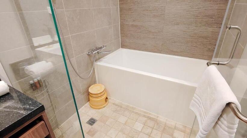 Quarto Triplo Deluxe, Fujitaya Querétaro